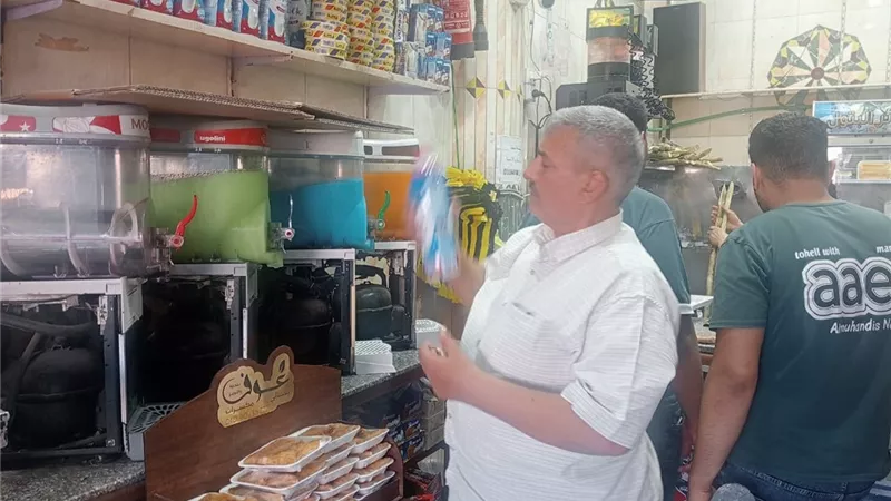 فى حملة مكثفة .. تحرير 320 محضرا تموينيا في دمياط