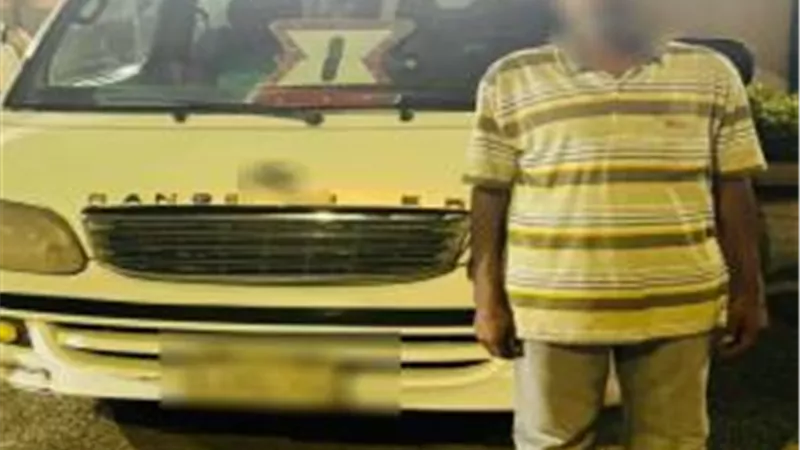 بيتعاطي وهو سايق بالركاب.. الأمن يكشف ملابسات فيديو 