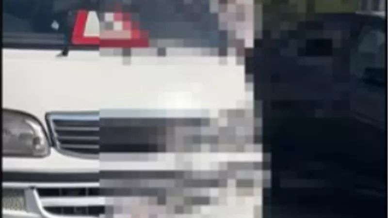 جريمة في التجمع الخامس.. سائق ميكروباص ينهي حياة راكب لدفاعه عن فتاة