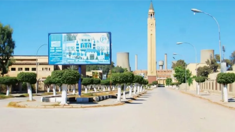 ساعة المحلة.. حارسة الزمن وذاكرة المدينة العمالية بالغربية