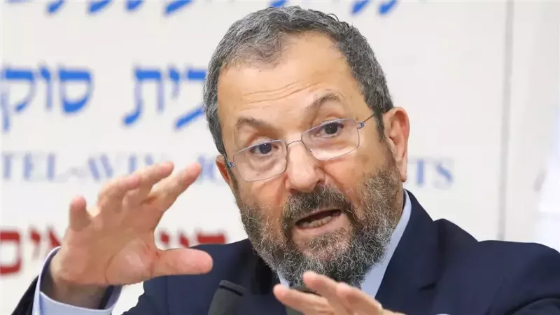 هزيمة قاسية لنتنياهو.. تعليق صادم من إيهود باراك على خطة ترامب للسلام