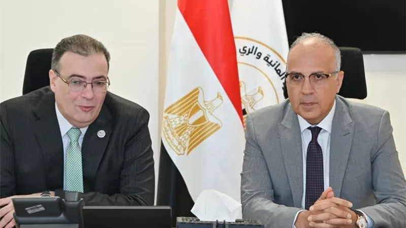 سويلم ورئيس الجهاز المركزي للتنظيم والإدارة يبحثان سد العجز فى وظائف الوزارة