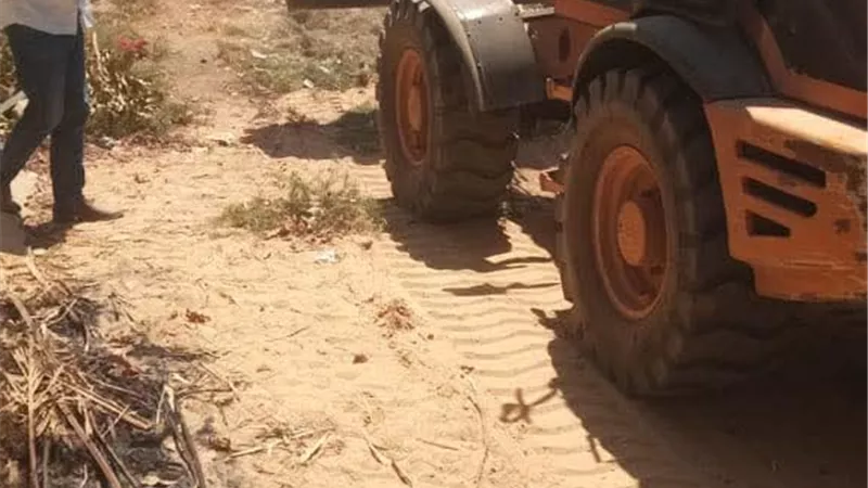 لتحسين البيئة.. رفع 60 طن قمامة بسمسطا في بني سويف 