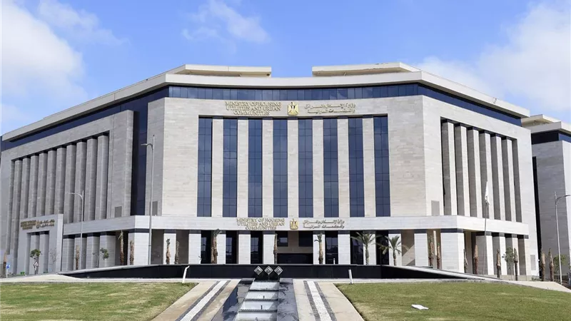 الإسكان تعتمد تخطيط مشروع عمراني متكامل بأسيوط الجديدة