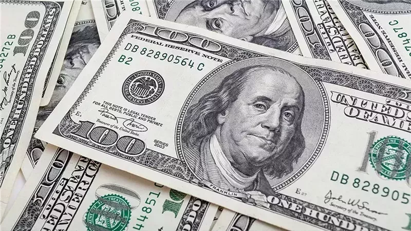 الدولار يحافظ على استقراره في البنوك قبل اجتماع الفيدرالي