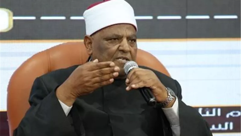 خطيب الأزهر: الشرع نهانا عن أكل الثوم والبصل عند الذهاب للصلاة