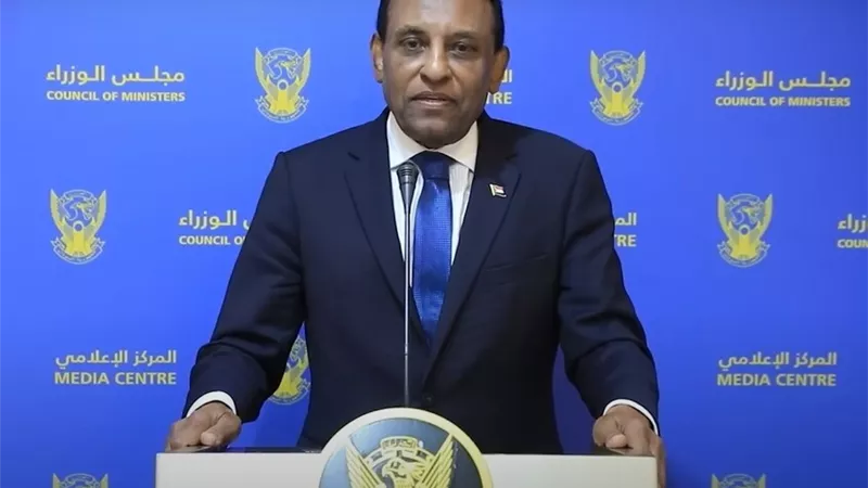 رئيس وزراء السودان: الدعم السريع تمارس جرائم حرب وتطهير عرقي فى الفاشر|فيديو