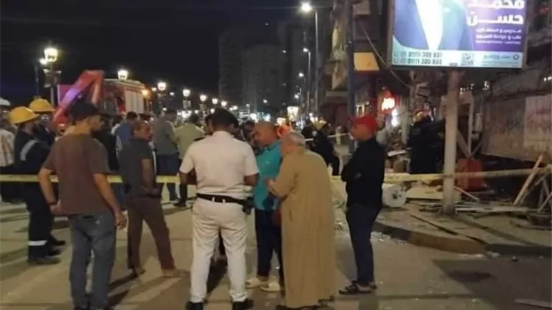 إصابتان إحداهما حرجة في انهيار سقف عقار على السكان بطريق كورنيش الإسكندرية