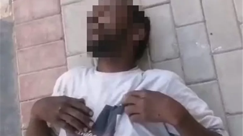 بسبب المخدرات.. شاب غير واع يثير الذعر في التجمع الخامس| بالصور