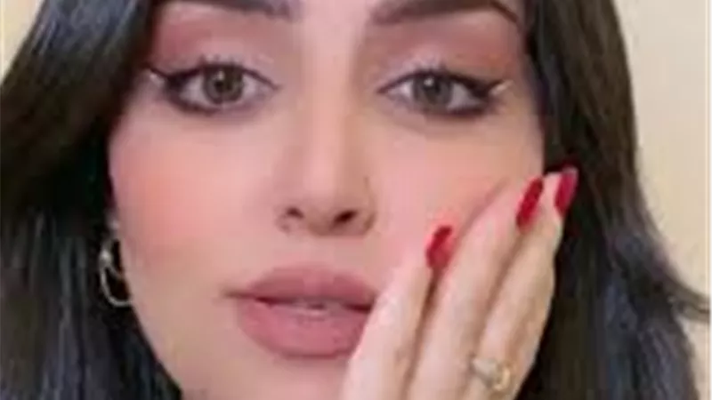 الحبس سنة وغرامة مليون جنيه للتيك توكر أسماء إسماعيل وشقيقتها بتهمة النصب 