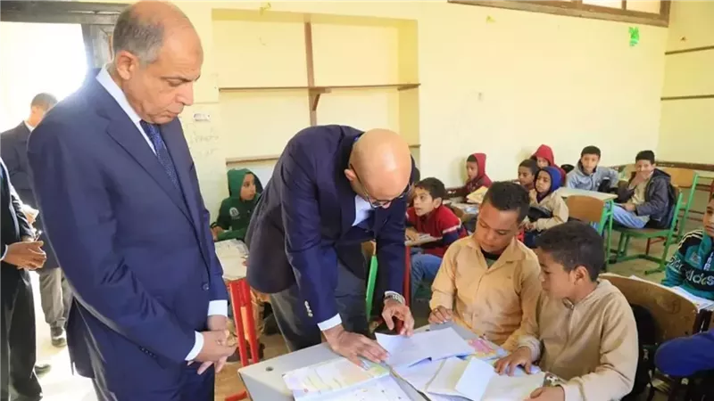 موعد امتحانات نصف العام الدراسي 2025-2026 في المدارس والجامعات.. تفاصيل الإجازة 
