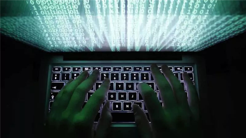 من حضور عابر إلى هوية رقمية خفية.. كيف تستعيد السيطرة على حياتك؟
