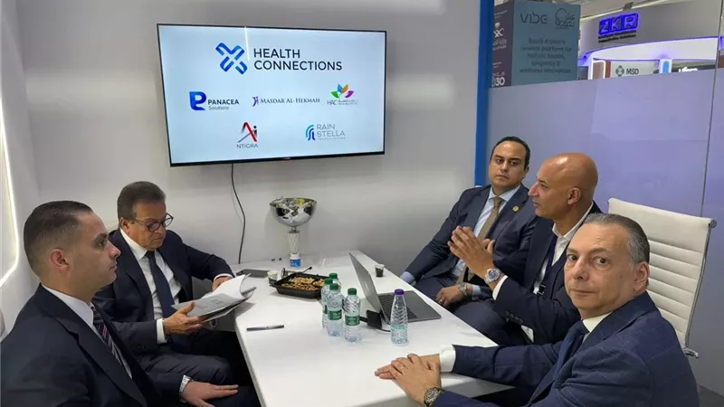 وزير الصحة يبحث مع شركتي «E-Health» و«Rain Stella» دعم كفاءة خدمات القطاع