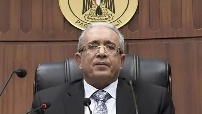 رغم عدم ترشحه مجددا.. ياسر عمر يشارك في اجتماع لجنة الموازنة بمجلس النواب
