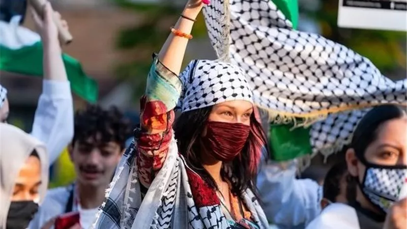 قبل محمد سلام.. نجوم كلفهم الدفاع عن غزة عقود بالملايين