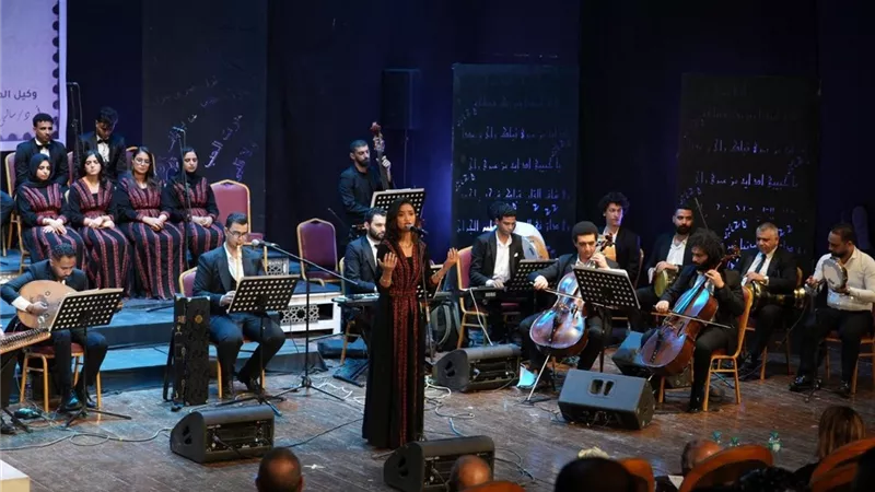 رئيس أكاديمية الفنون تشهد حفل تخرج طلاب المعهد العالي للموسيقى العربية