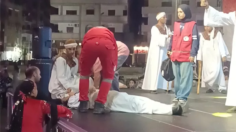 إصابة عضو فرقة المنيا للفنون الشعبية خلال عرض تحطيب بالإسماعيلية 