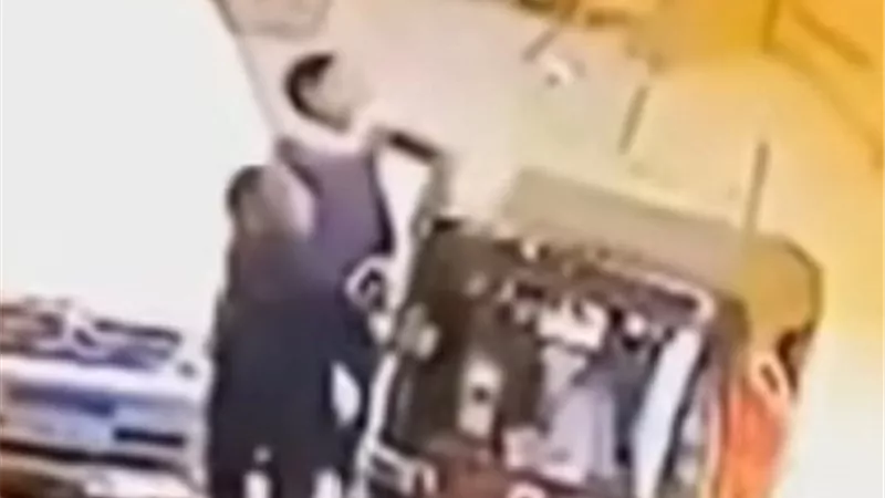 النيابة تعاين محل متهم «مذبحة الهرم» وتتحفظ على المادة السامة 