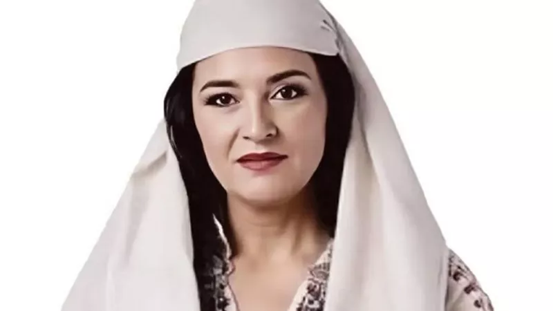 أبناء الذكاء الاصطناعي.. أول وزيرة رقمية بالعالم «حامل» في 83 طفلا