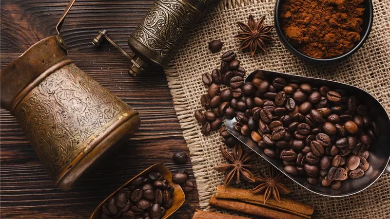هل القهوة مشروب غير مناسب للنساء؟.. علامات خطيرة