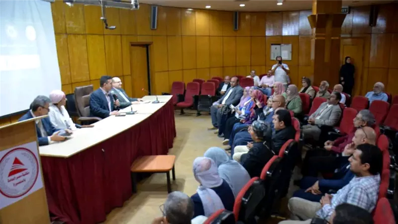  الدقهلية تناقش سبل مواجهة التغيرات المناخية وحماية السواحل