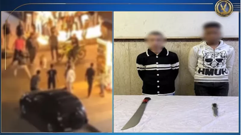 القبض على شخصين وبحوزتهما أسلحة بيضاء بأحد شوارع الإسكندرية 
