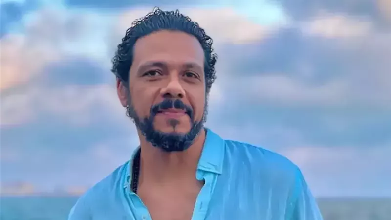بعد جدل انتقاد النجوم.. حمزة العيلي: الهجوم يحطم النفسية وليس النقد