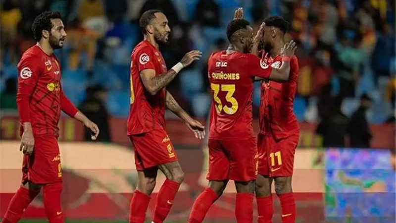 القادسية والخليج يتأهلان لربع نهائي كأس خادم الحرمين الشريفين