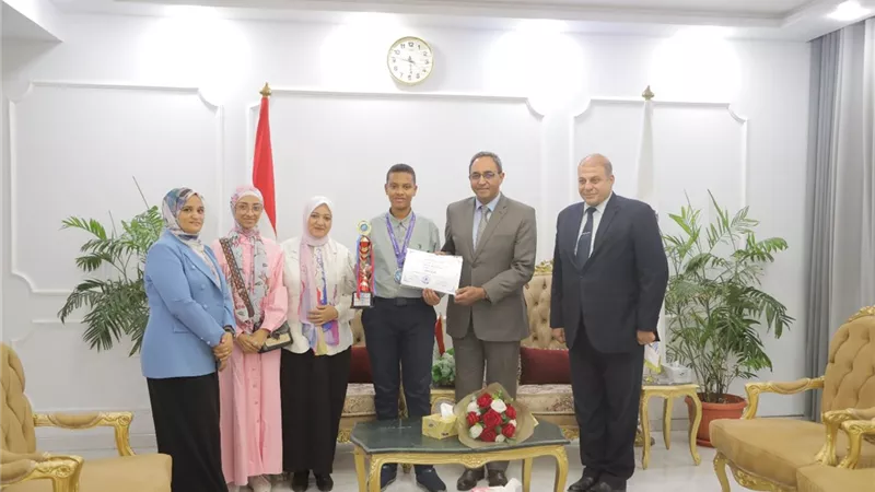 إنجاز عالمي جديد.. مروان تامر القناوي ثالث العالم في تصميم المواقع الإلكترونية
