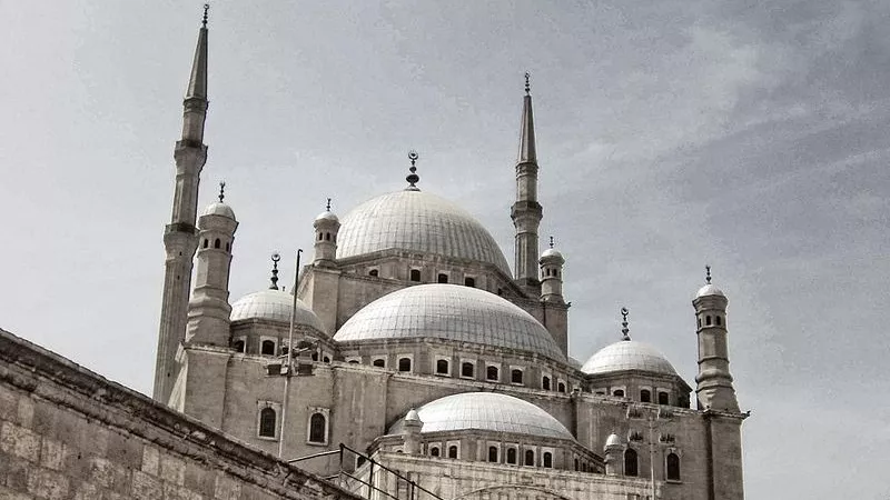 رباط بين القاهرة والفسطاط وحصن ضد الأعداء، ماذا تعرف عن قلعة صلاح الدين؟