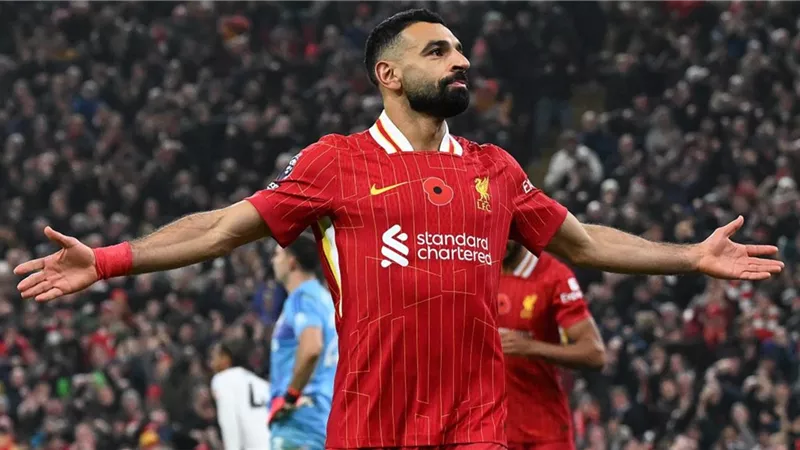 رقم قياسي جديد ينتظر محمد صلاح الليلة أمام كريستال بالاس بكأس كاراباو 