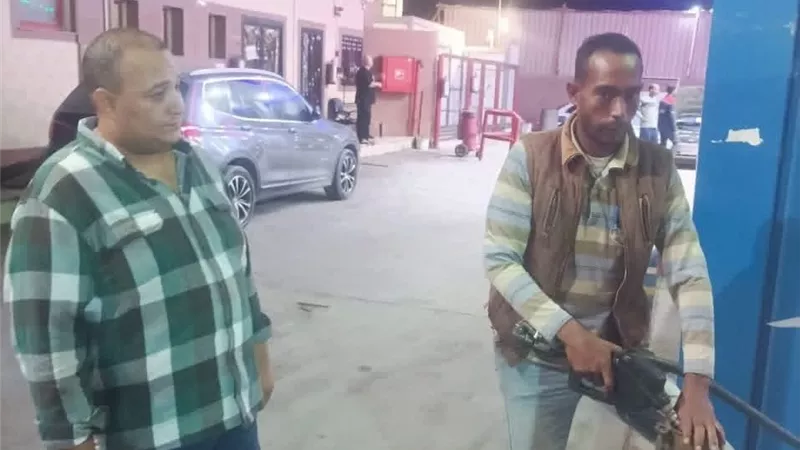 ضبط سيارة محملة بـ150 لتر سولار بدون تصاريح في شمال سيناء