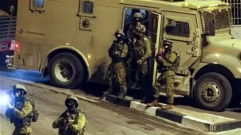 قوات الاحتلال تحتجز 44 مواطنا بمخيم الدهيشة جنوب بيت لحم