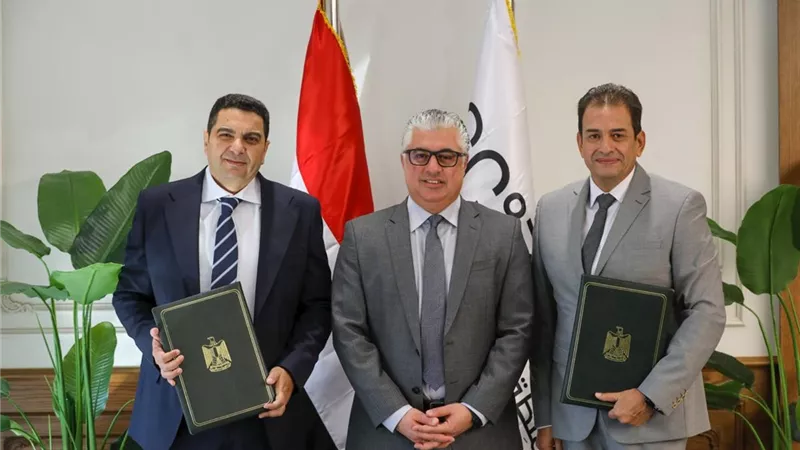 توقيع مشروع «الأهرام للكيماويات» باستثمارات 10 ملايين دولار باقتصادية السويس