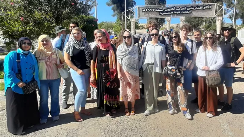 على ضفاف القناة ..جولة بحرية بفعاليات مهرجان الإسماعيلية الدولي للفنون الشعبية