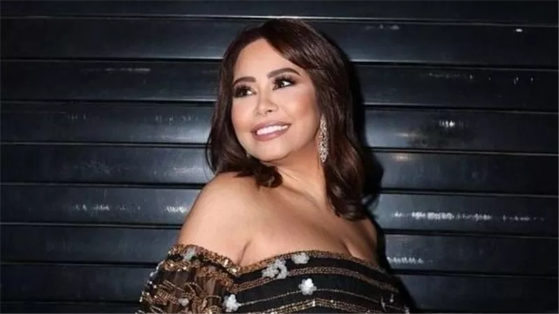 زينة تنقل شيرين عبد الوهاب لمنزل شقيقتها وتتكفل بعلاجها|خاص