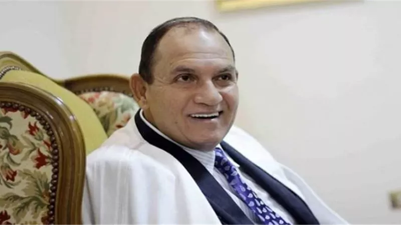 نقيب القراء يوضح أخطاء في تلاوة الشيخ أحمد نعينع من سورة غافر