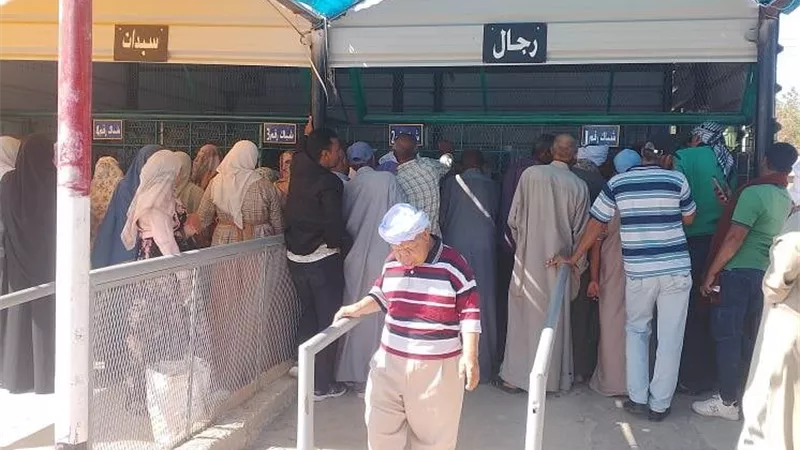 مبادرة «سوق اليوم الواحد» بالوادي الجديد.. الطماطم بـ 15 والبطاطس بـ 10 جنيهات