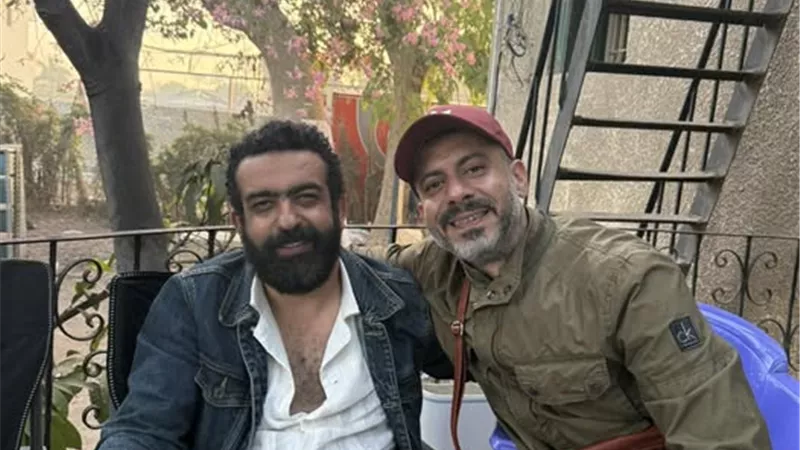 ماندو العدل يشيد بموهبة محمد فراج في 