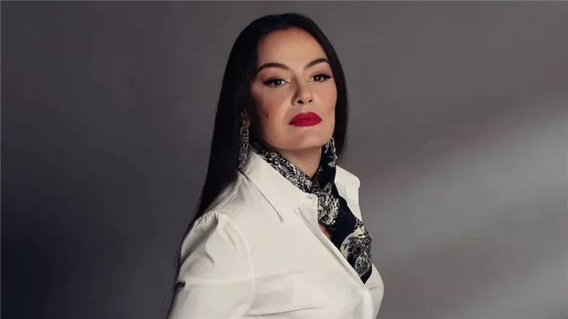  شريهان الأقرب.. مصدر يكشف مشاركة فنانة كبيرة  في حفل افتتاح المتحف المصري