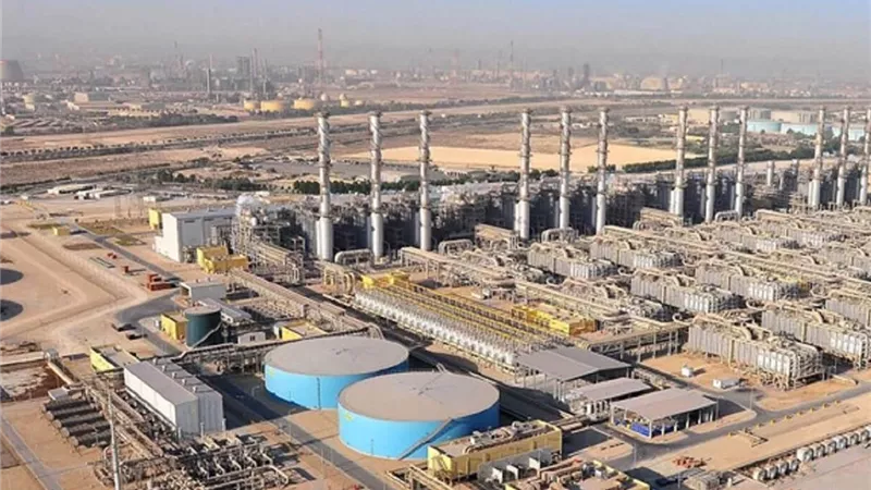  اتفاق مع الصين والإمارات لإنشاء 3 مصانع بالسخنة باستثمارات 3.5 مليار دولار