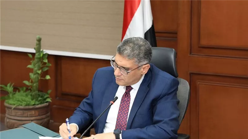 حركة تغييرات في عدد من المراكز والوحدات بالجيزة| تفاصيل