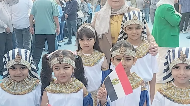 طابور الصباح بالزي الفرعوني احتفالا بافتتاح المتحف المصري الكبير في المنوفية