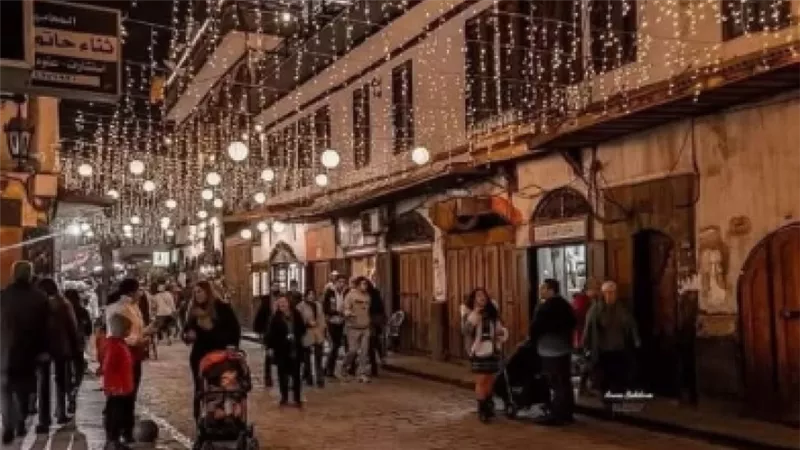 تحديد أوقات فتح وإغلاق المحال والأسواق والمنشآت التجارية في دمشق 