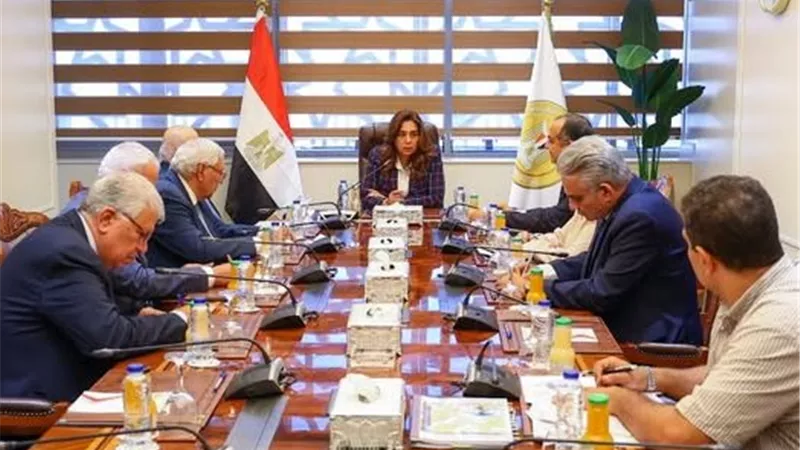 منال عوض تتابع تنفيذ خطة الاستفادة السياحية من «مسار العائلة المقدسة»