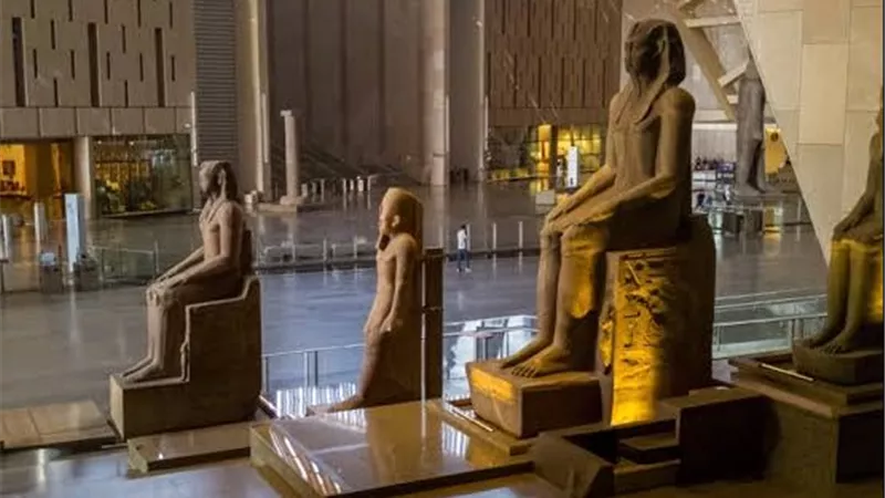  تعرف على أماكن شاشات عرض احتفالات المتحف المصري بالشرقية