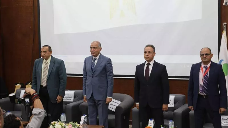 محافظ المنيا يشارك في مؤتمر تكامل العلاج الطبيعي والتغذية العلاجية بجامعة دراية