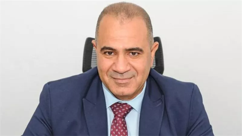 وقت الشاشة والاستخدام الأول للأجهزة الذكية للأطفال