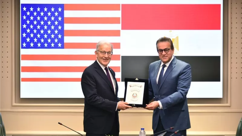 تعاون مصري أمريكي في المجالات الصحية وتعزيز الاستثمارات
