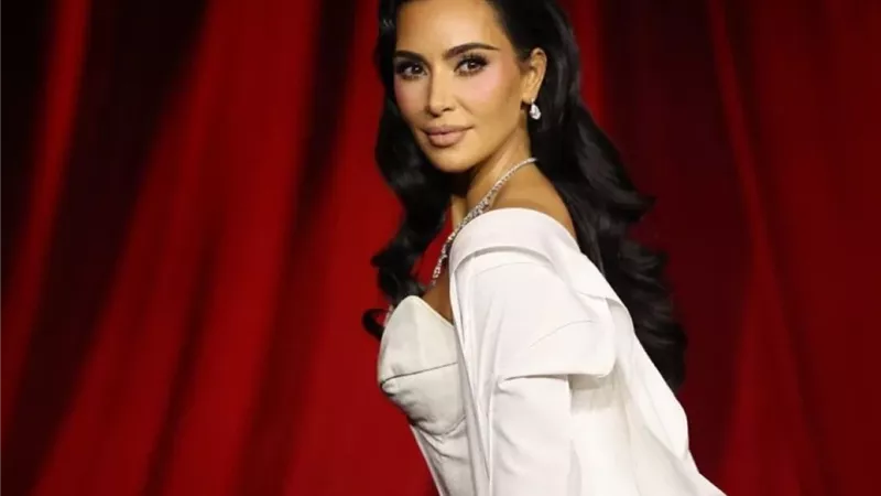  All’s Fair يعيد كيم كارداشيان إلى هذه المهنة